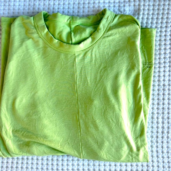 UniQlo x Alexander Wang AIRism Longsleeve Shirt, Neon, Large - Picture 2 of 4